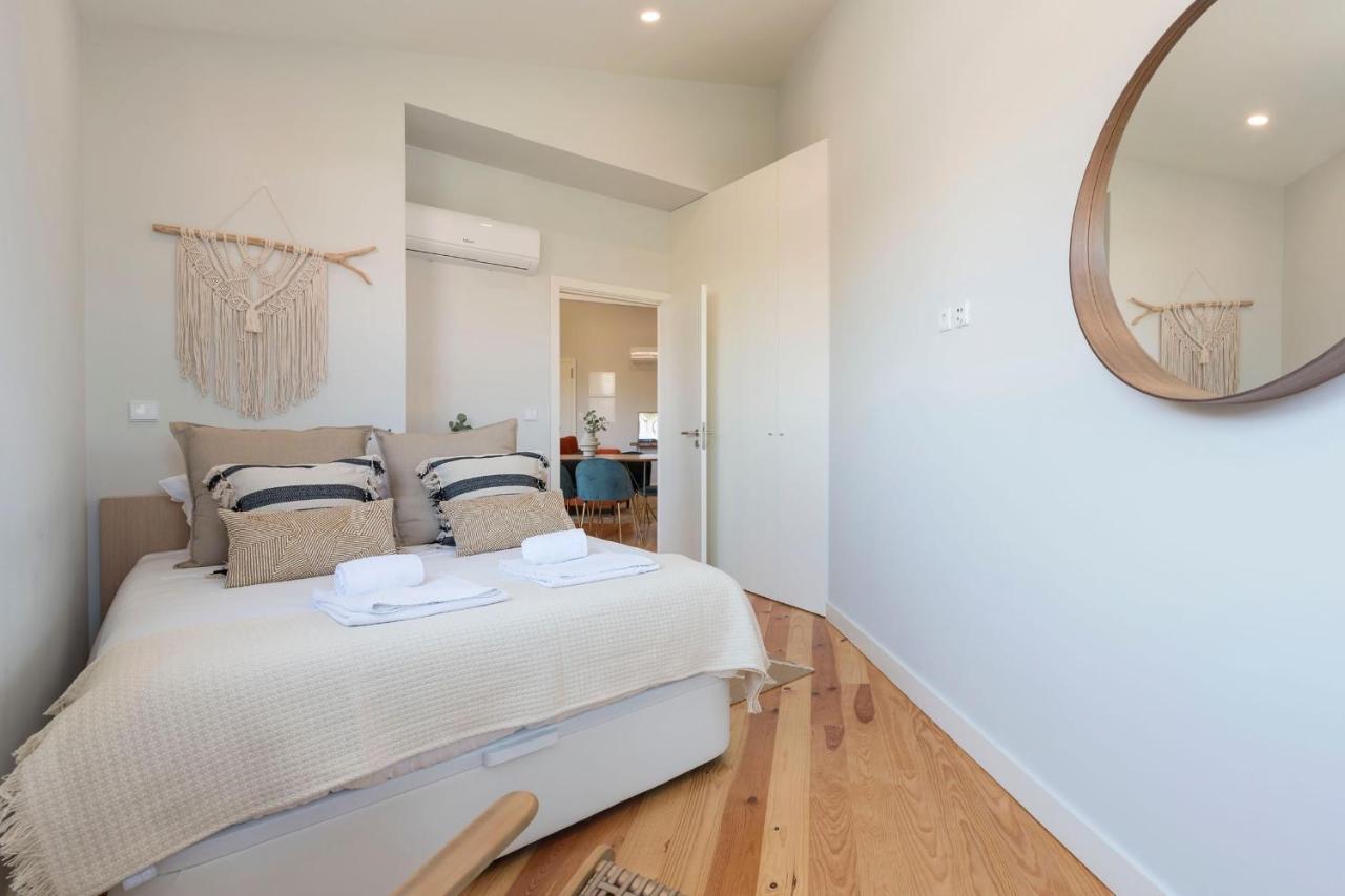 Central Superb Flat W/ Ac & Balcony By Lovelystay ปอร์โต ภายนอก รูปภาพ